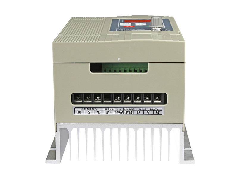 4000H通用變頻器，變頻器三相380V，變頻器廠家，電機(jī)變頻器